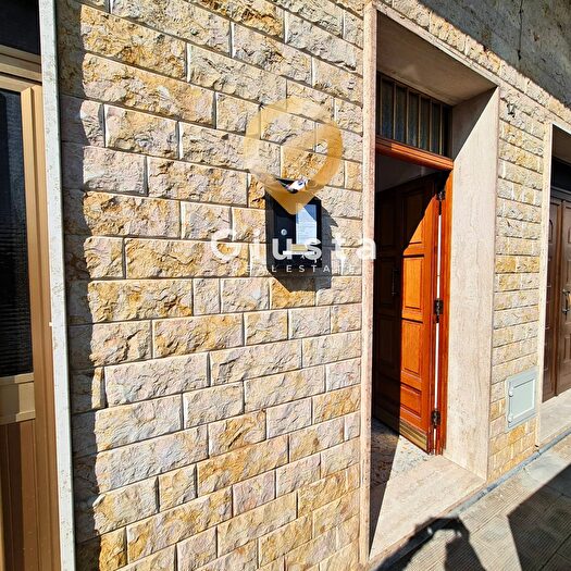 Casa con 5 locali in vendita in Via Catania, Mesagne