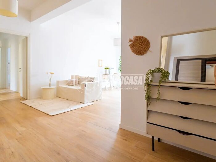 Appartamento quadrilocale in vendita in Via Beniamino Costantini, Roma