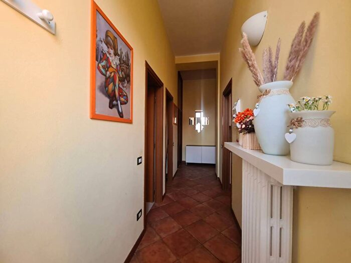 Appartamento trilocale in affitto in Piazza Castegnate, Castellanza