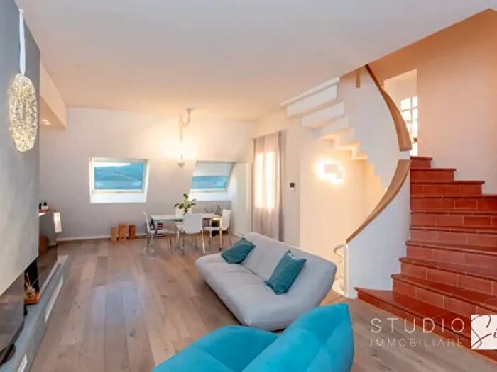 Casa con 6 locali in vendita in Via Astronauti, Serravalle Pistoiese