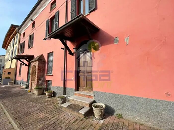 Casa con 6 locali in vendita in Via Roma, Ziano Piacentino