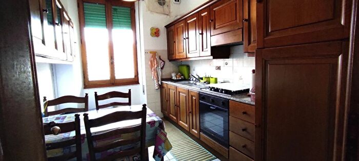 Appartamento quadrilocale in vendita in Via Luigi Sada, Tortona