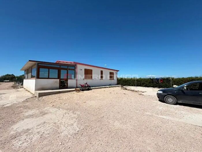 Appartamento quadrilocale in vendita in Via Castelluccio, Foggia
