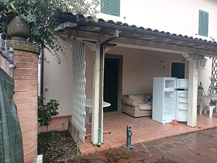 Casa con 5 locali in vendita in Montecarlo