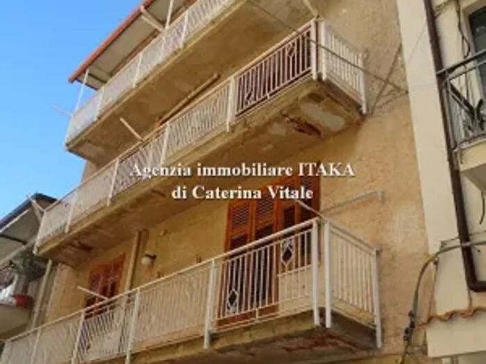 Appartamento quadrilocale in vendita in Via Piave, Villabate