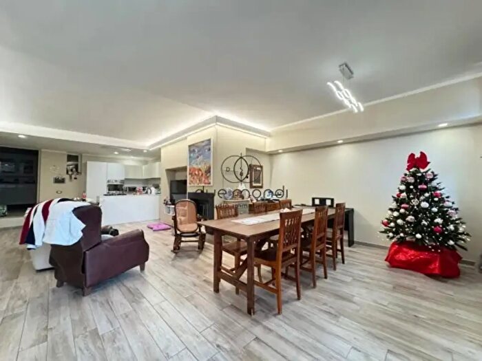 Appartamento quadrilocale in vendita in Frazione San Silvestro, Spoleto