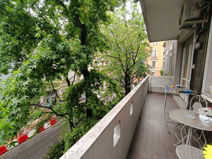 Appartamento bilocale in affitto in Via Popoli Uniti, Rovereto, Milano