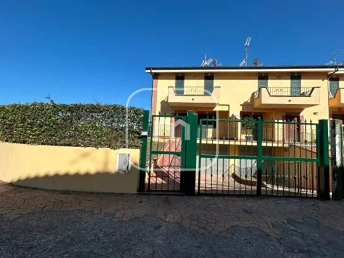 Casa trilocale in vendita in Via Velletri, Artena