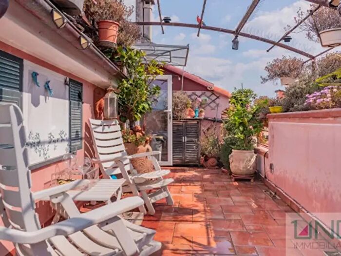 Appartamento quadrilocale in vendita in Via Camillo Benso di Cavour, Loano