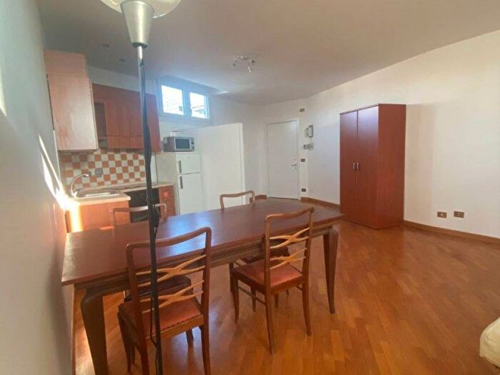 Appartamento bilocale in affitto in Via Pietro Cavezzale, Vanchiglia, Torino