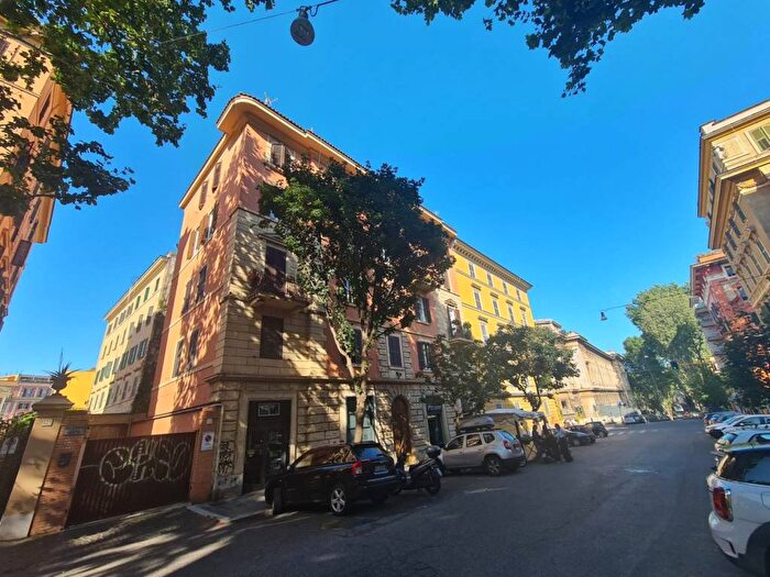 Appartamento trilocale in affitto in Viale Glorioso, Trastevere, Roma