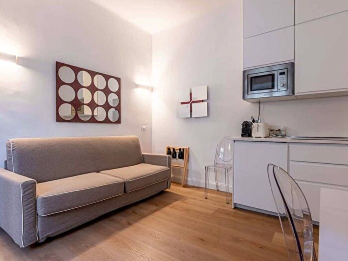 Appartamento bilocale in affitto in Via Sant'Andrea, Quadrilatero della Moda, Milano