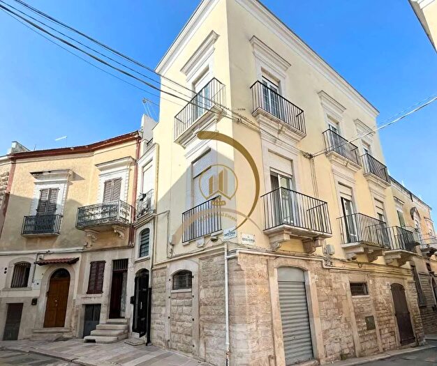 Casa quadrilocale in vendita in Via Curtopassi, Andria
