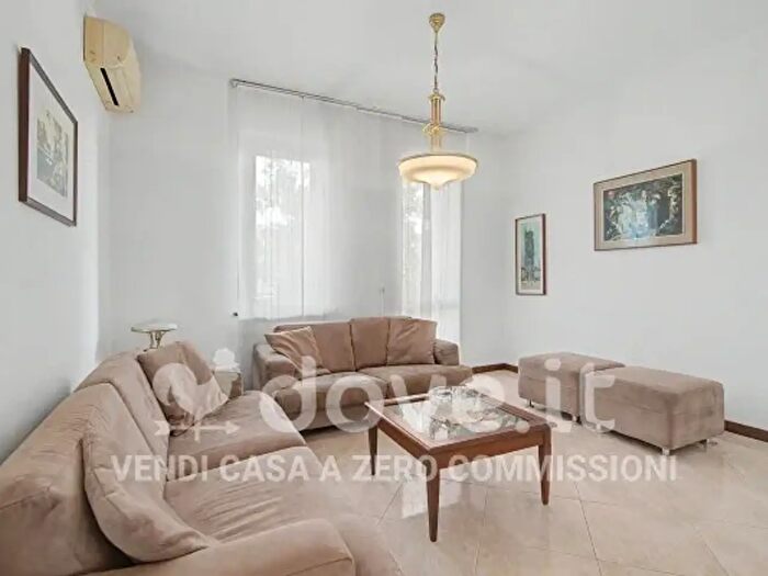 Casa con 5 locali in vendita in Via Gorana, Sannazzaro De' Burgondi