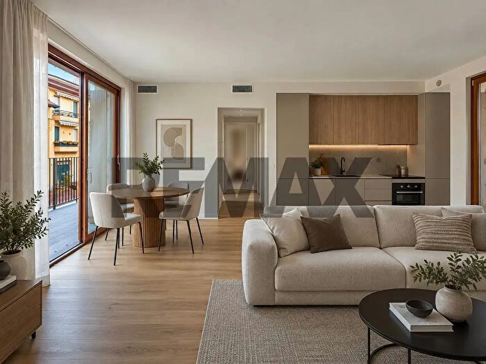 Appartamento trilocale in vendita in Via Ambrogio Binda, Milano