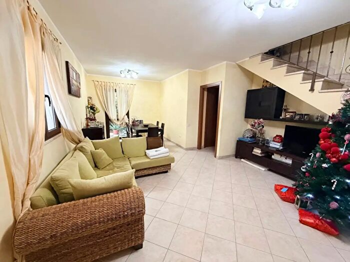 Casa quadrilocale in vendita in Via Don Giovanni Minzoni, Dolianova