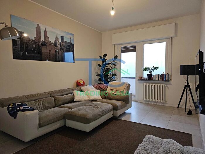 Appartamento quadrilocale in vendita in Piazzale Genova, Piacenza