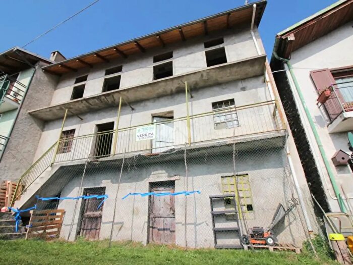 Casa bilocale in vendita in Borgata Bert, Pinasca