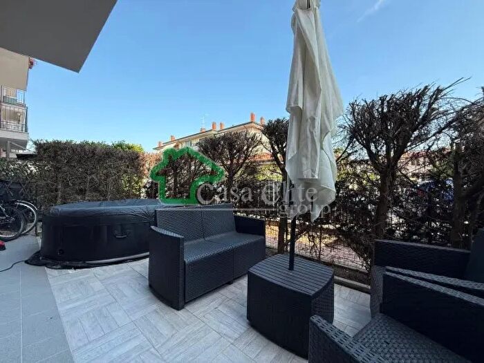 Appartamento trilocale in vendita in Via Mary Cosway, Lodi