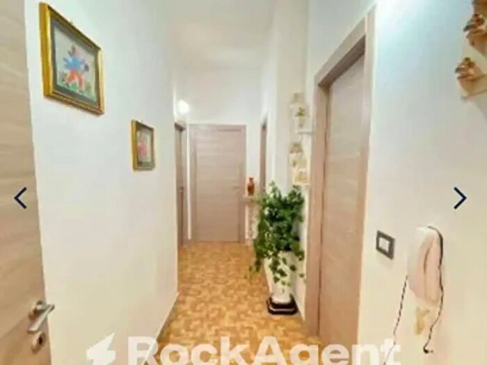 Appartamento trilocale in vendita in Via Canova, Casarano