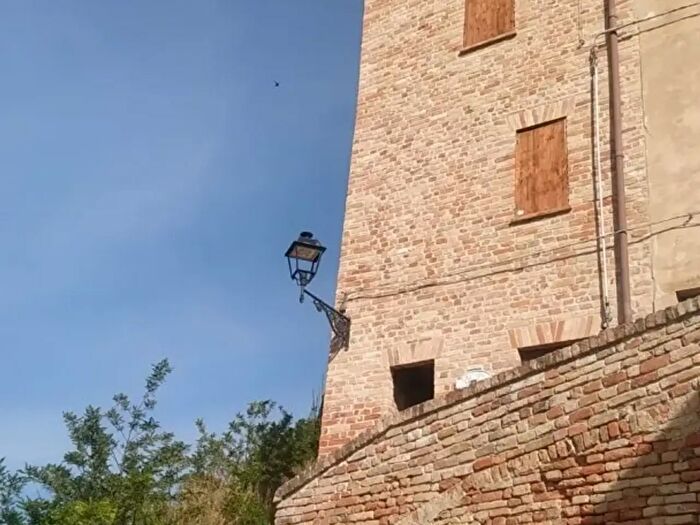 Casa monolocale in vendita in Discesa Via Roma, Castignano