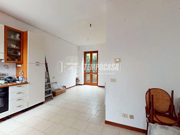 Appartamento monolocale in vendita in Via Garibaldi, Misinto