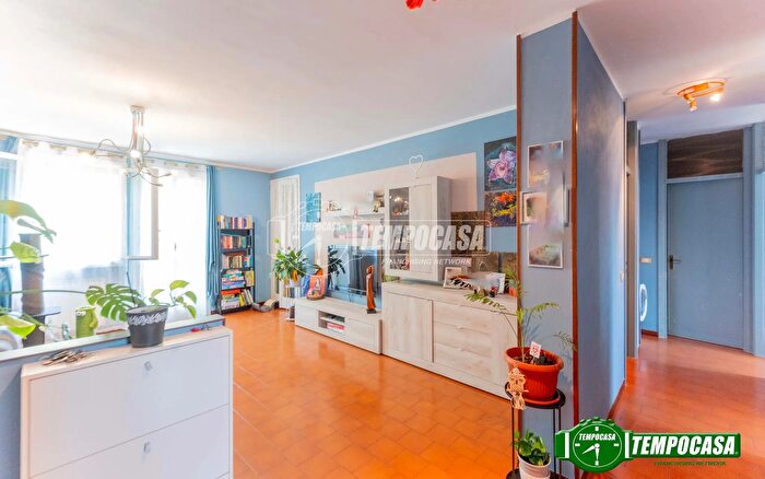 Appartamento trilocale in vendita in Via IV Novembre, Mesero