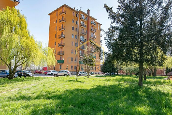 Appartamento quadrilocale in vendita in Via l da Vinci, Casarile