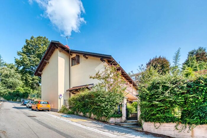 Case in Vendita e in Affitto - 3