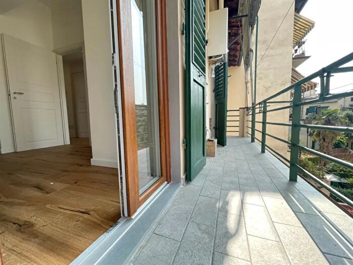 Appartamento trilocale in vendita in Firenze