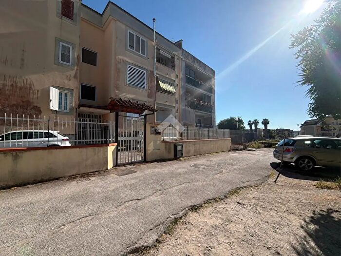 Appartamento quadrilocale in vendita in Via Viticella, Quarto
