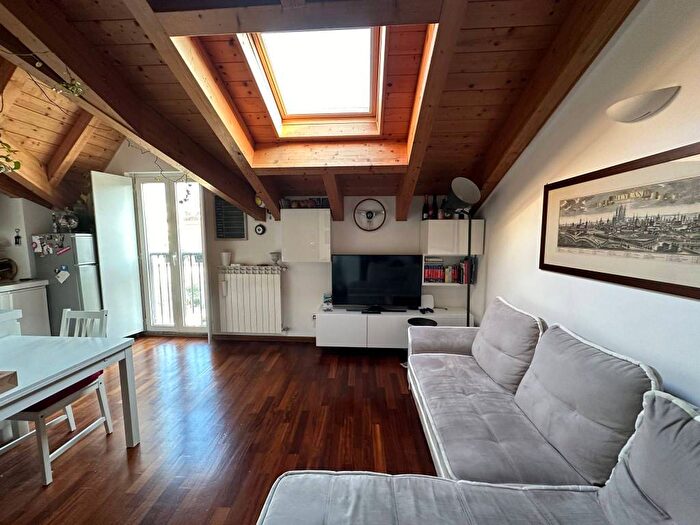 Appartamento in affitto in Via Nicola dApulia, Rovereto, Milano