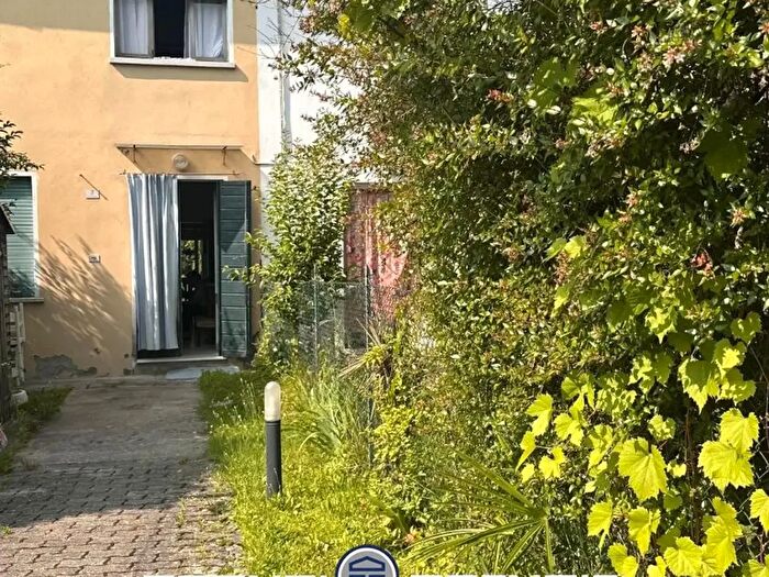 Casa trilocale in vendita in Via Giuseppe Verdi, Mogliano Veneto