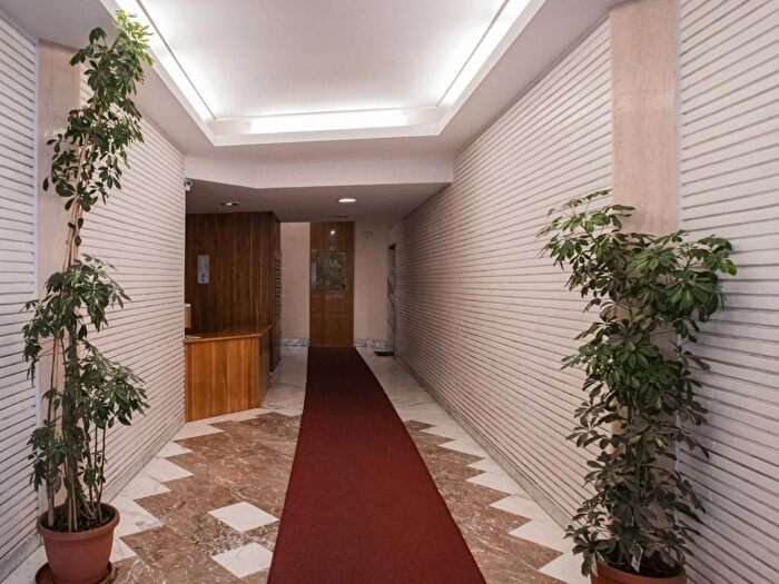 Appartamento bilocale in affitto in Via Alfredo Casella, Africano Villa Chigi, Roma