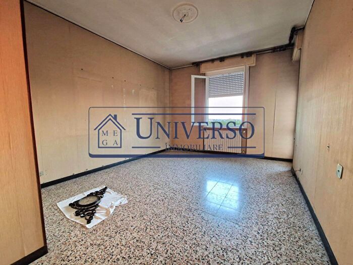 Appartamento trilocale in vendita in Via Luigi Galvani Voghera, Voghera