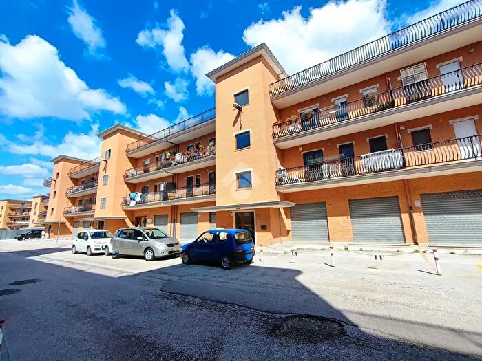 Appartamento bilocale in vendita in Viale degli Aviatori, Foggia