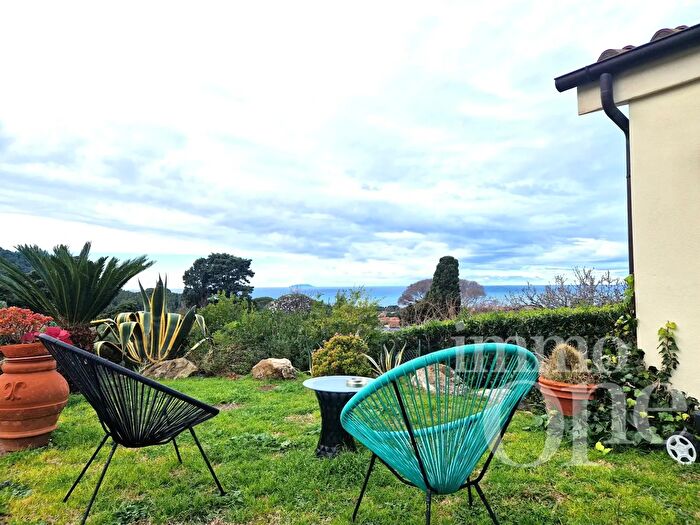 Appartamento trilocale in affitto in Via del Castellaccio, Livorno