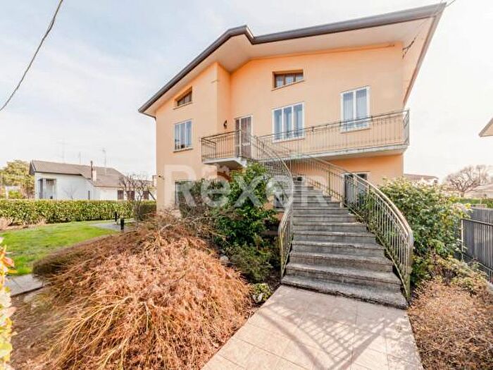 Appartamento quadrilocale in vendita in Via San Michele, Caneva