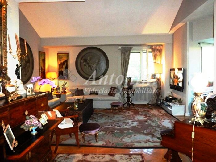 Appartamento con 6 locali in vendita in Via Capodistria, Trieste Coppedè, Roma