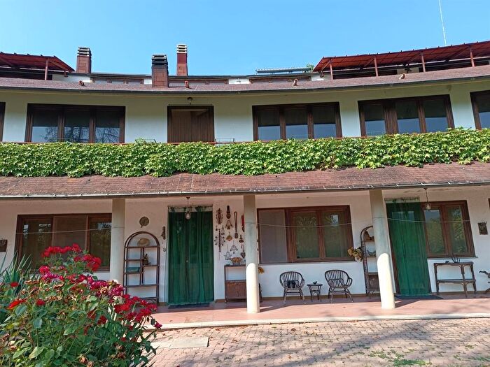 Casa con 16 locali in vendita in Vicoforte