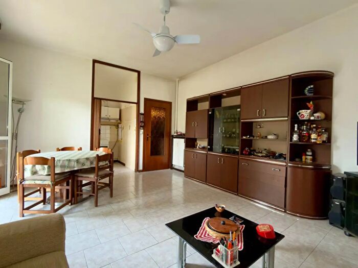 Appartamento trilocale in vendita in Via Tiziano Vecellio, Cinisello Balsamo