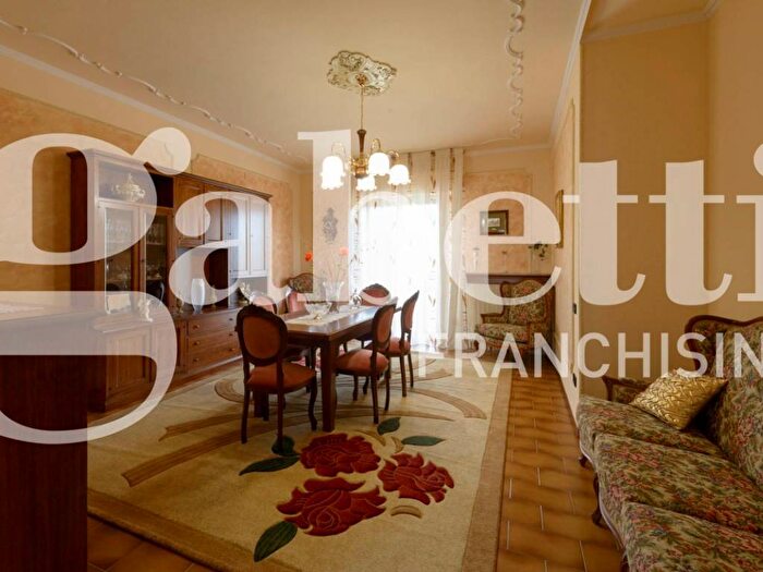 Appartamento con 5 locali in vendita in Casanova Di Torre, Gubbio