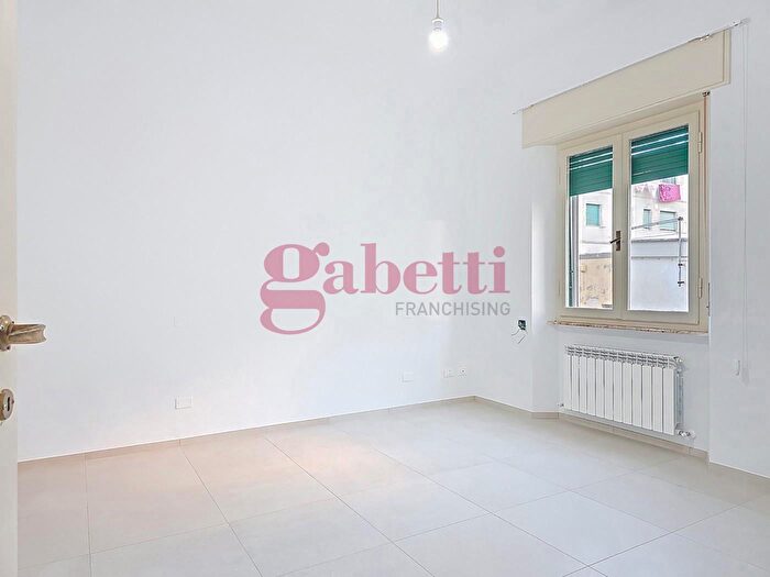 Appartamento quadrilocale in affitto in Via Filzi, Pisa