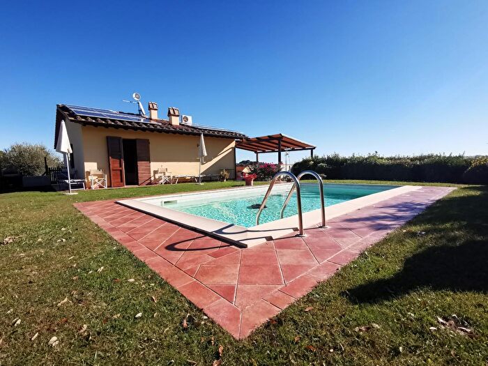 Casa trilocale in vendita in Palaia