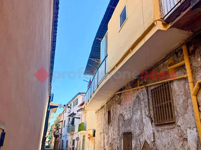 Appartamento bilocale in vendita in Via Gaetano Caporale, Acerra