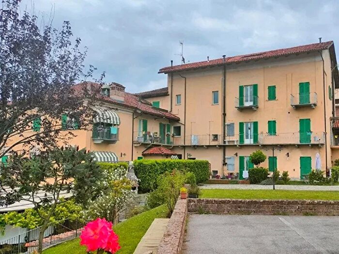 Appartamento quadrilocale in vendita in Dogliani