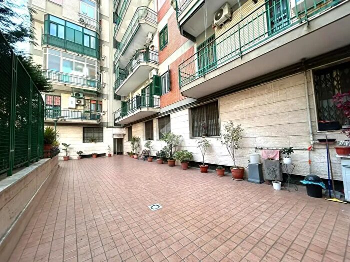 Appartamento trilocale in vendita in Via Torquato Tasso, Casoria