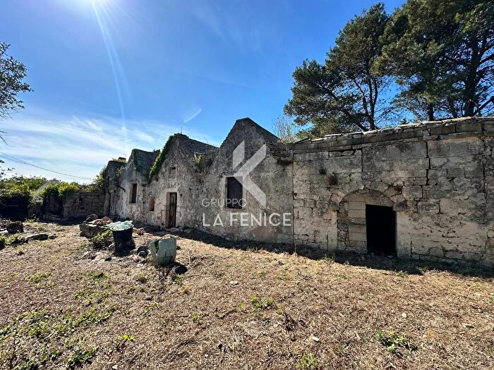 Casa con 6 locali in vendita in Strada Madonna del Rosario, Martina Franca