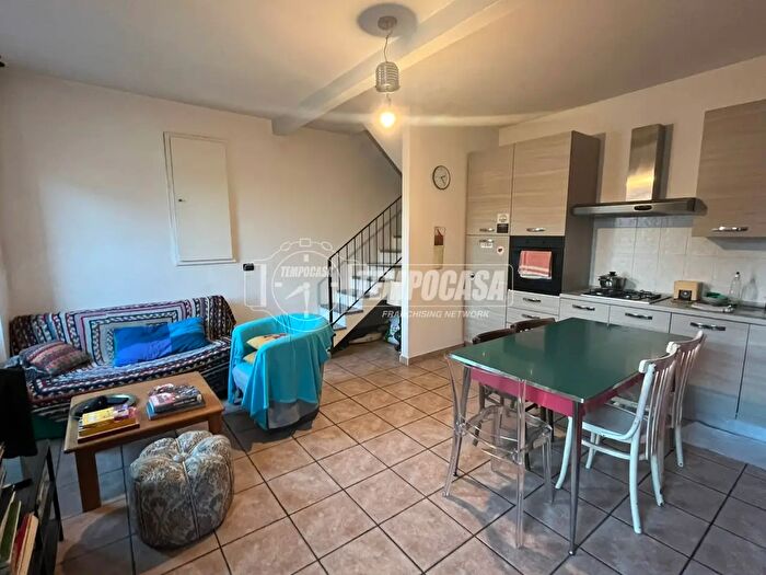 Appartamento bilocale in vendita in Via Boscone, Olgiate Comasco