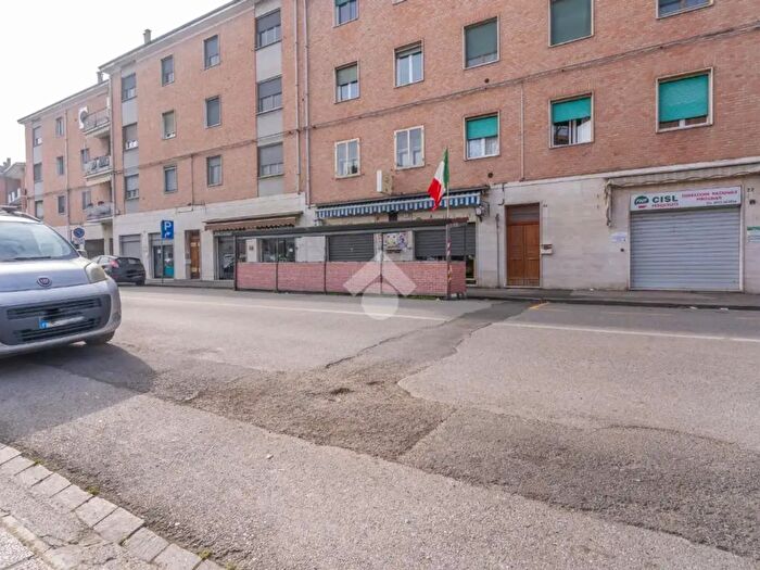 Appartamento quadrilocale in vendita in Via Savonuzzi, Ferrara